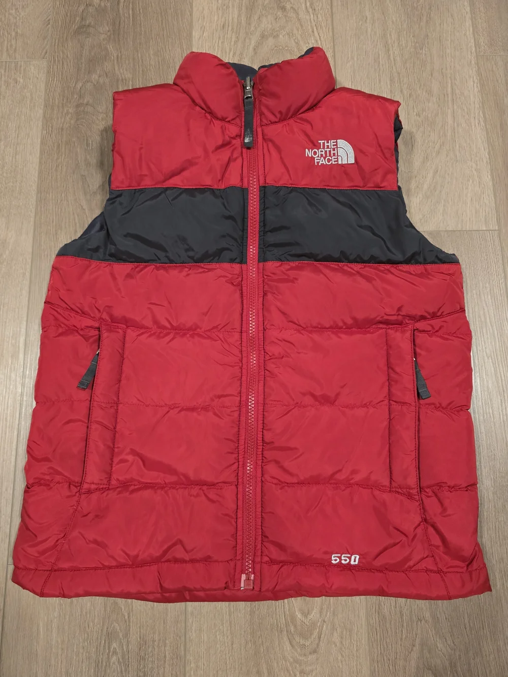 The North Face 550 Down Puffer Vest Kids Medium 10/12 Red Black Goose Down